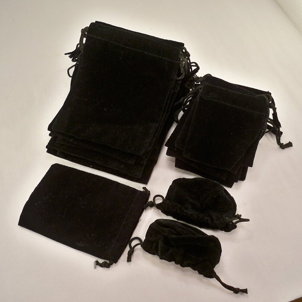 Black Velvet Pull String 38 Assorted Jewelry Bags - image 1